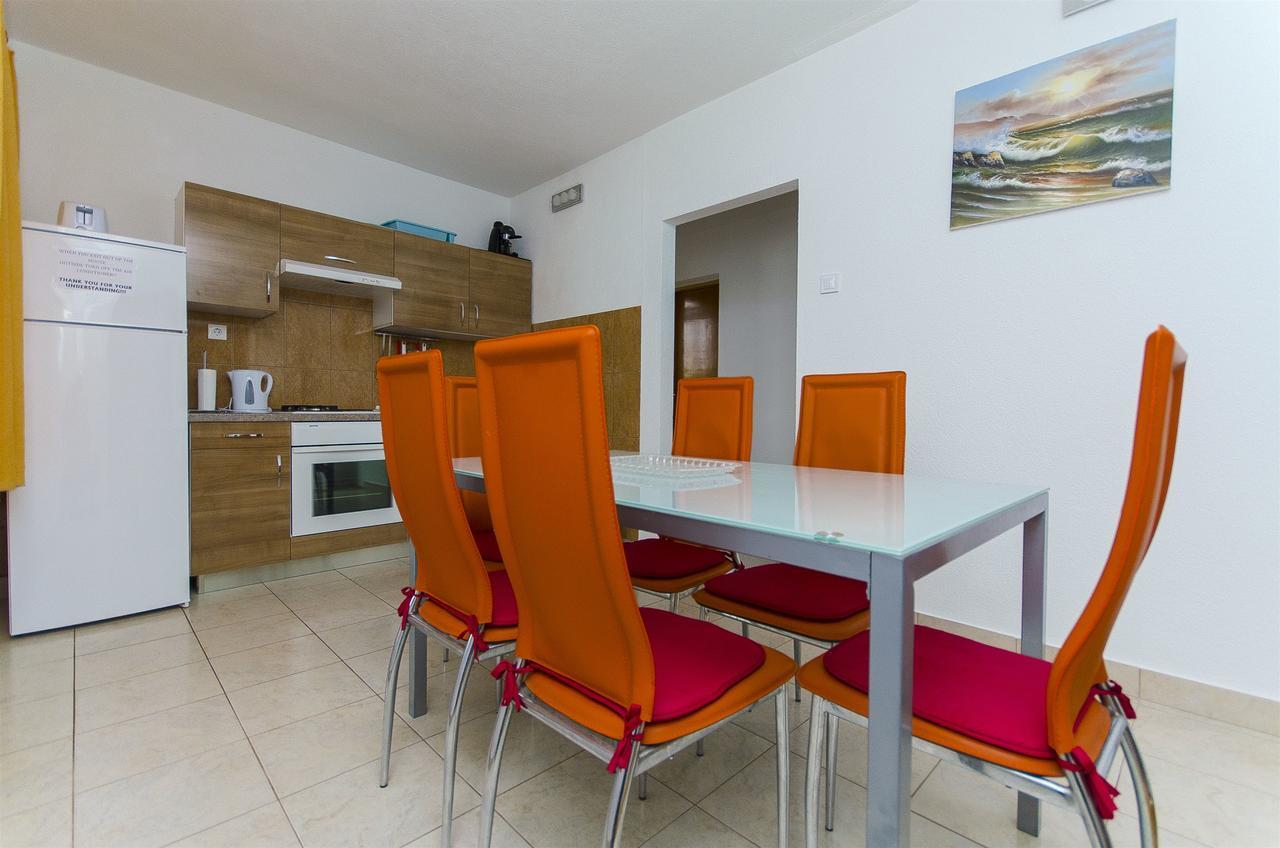 Apartments Karlo Trogir Zewnętrze zdjęcie