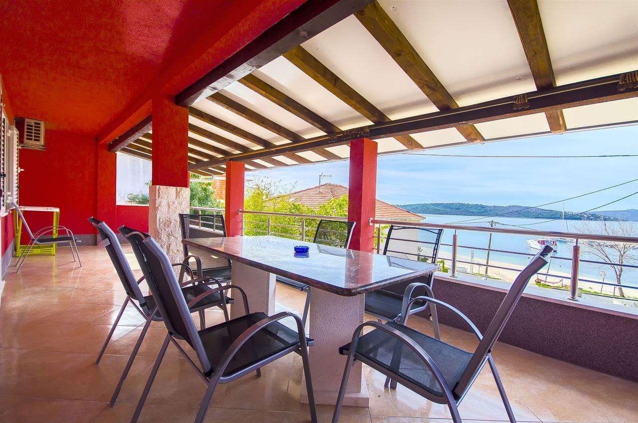 Apartments Karlo Trogir Zewnętrze zdjęcie