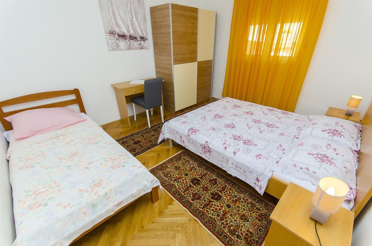 Apartments Karlo Trogir Zewnętrze zdjęcie