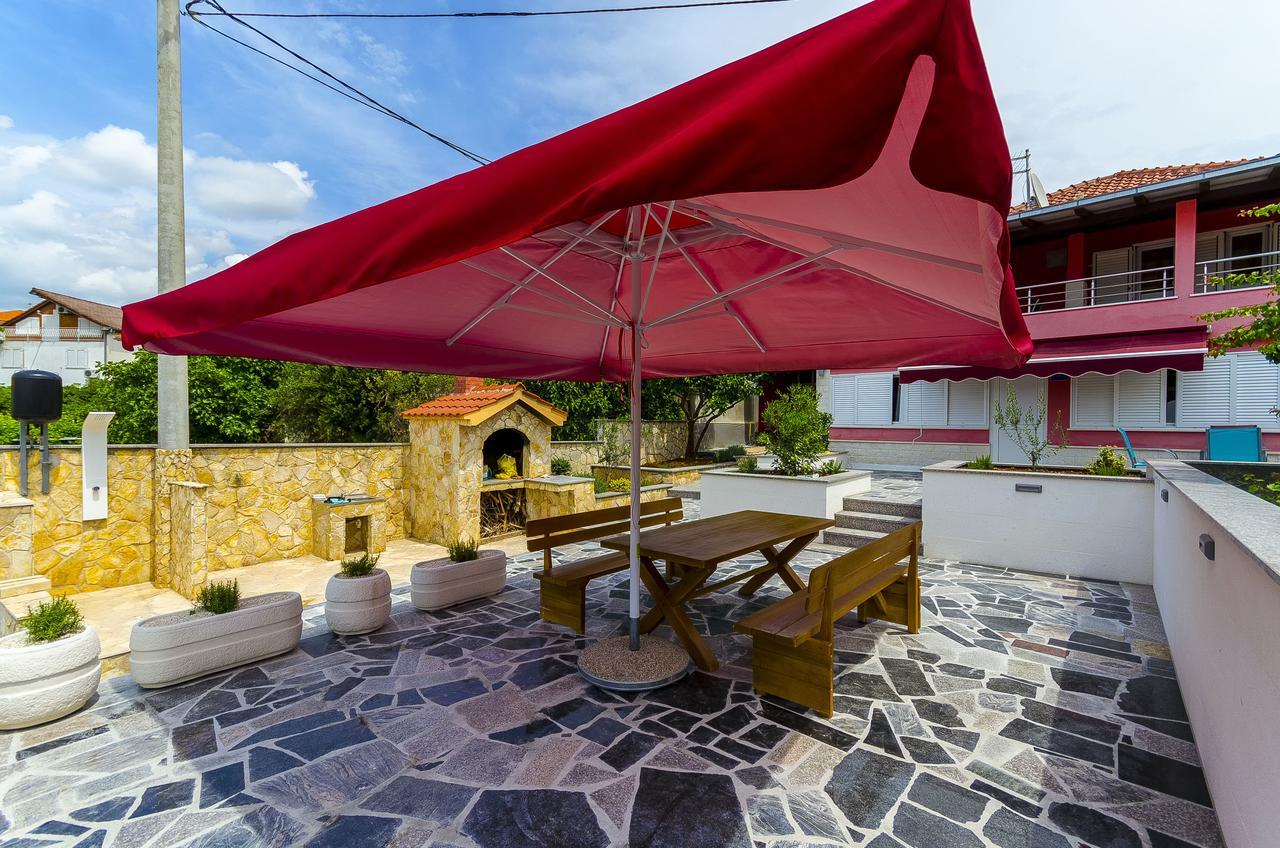 Apartments Karlo Trogir Zewnętrze zdjęcie